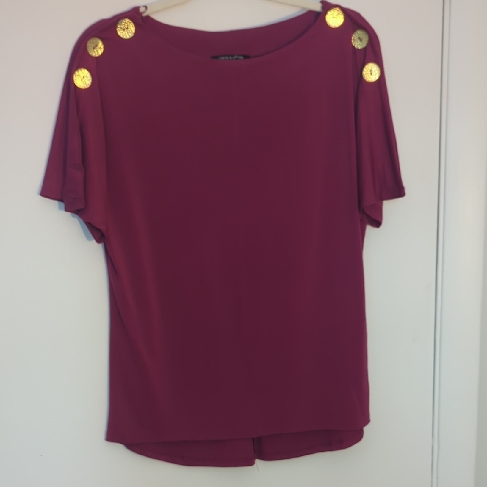Cable & Gauge Fuchsia Blouse with Gold Buttons